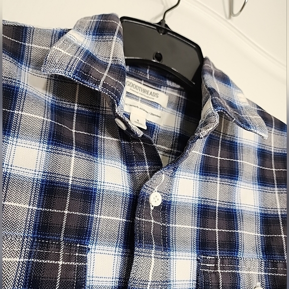 Good threads plaid Flannel herringbone shirt - men’s S - Picture 4 of 10